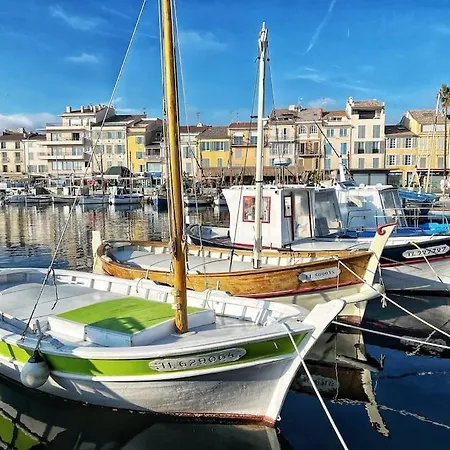 Sanary, Studio Vue Mer, A Deux Pas Des Plages Et Du Centre Ville Exterior photo