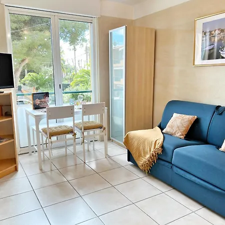 Sanary, Studio Vue Mer, A Deux Pas Des Plages Et Du Centre Ville Exterior photo