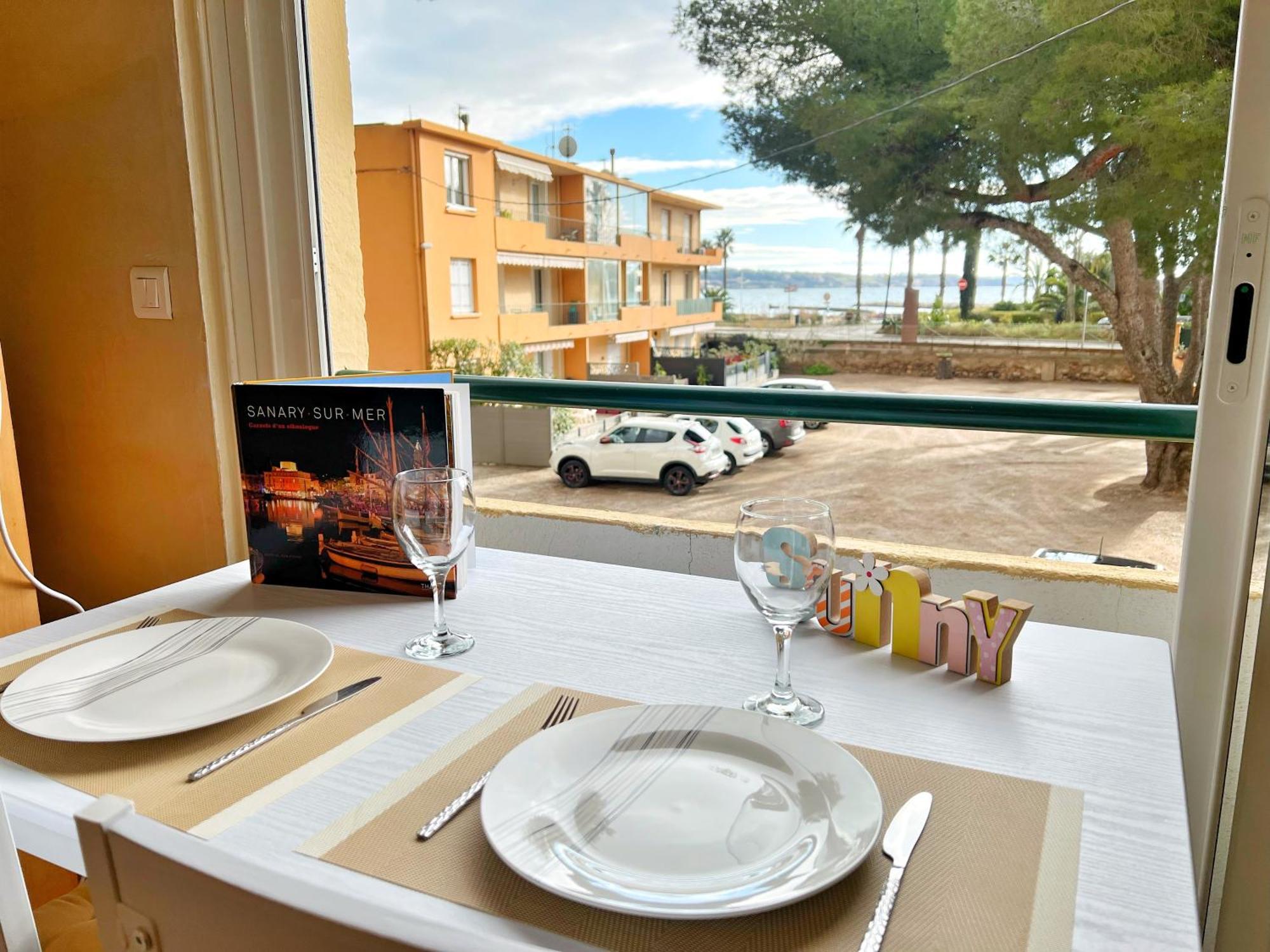 Sanary, Vue Mer, A Deux Pas Des Plages Et Du Centre Apartment